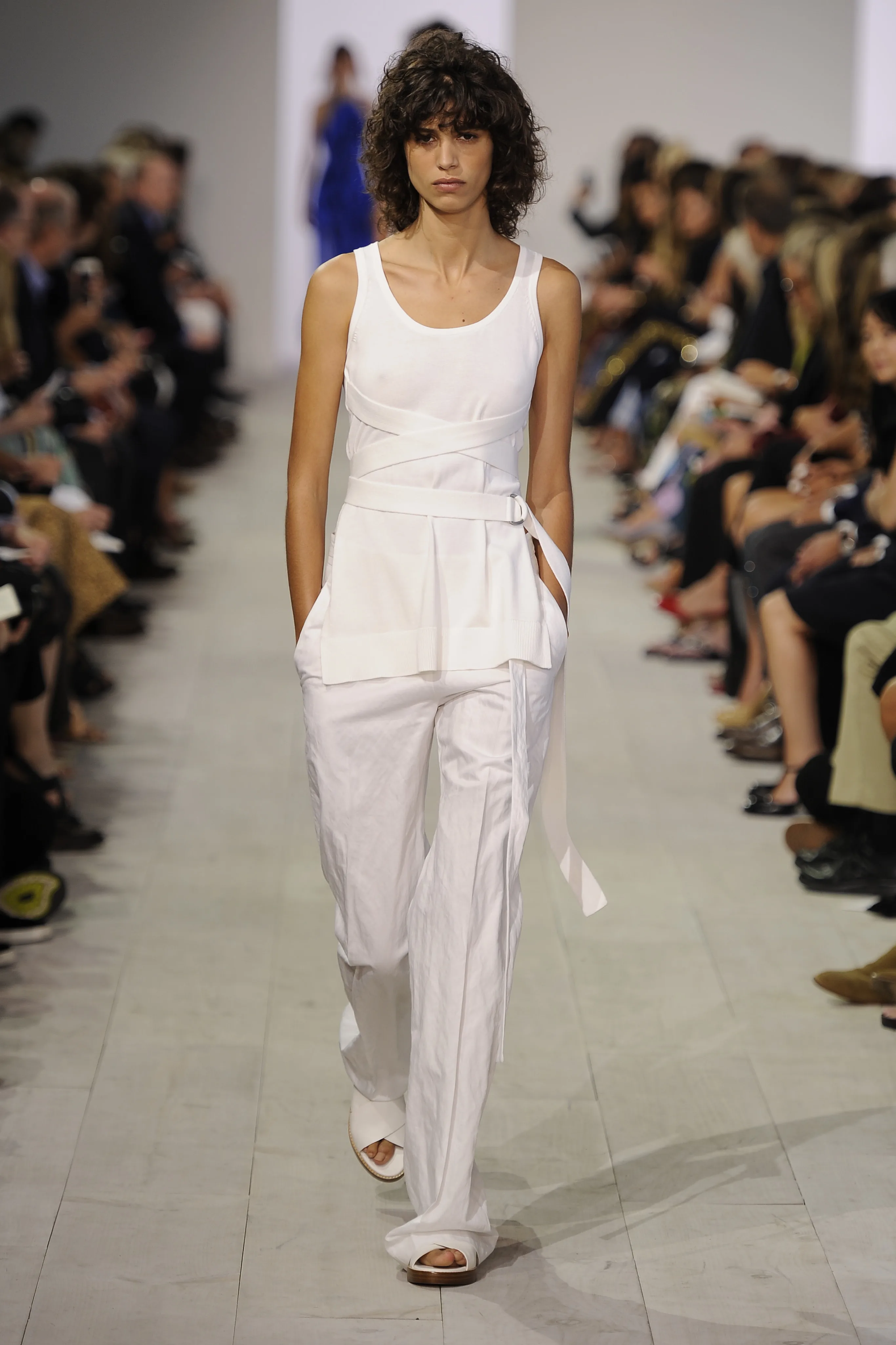 MK_SP16_RNWY_FV_A_LOOKS_17