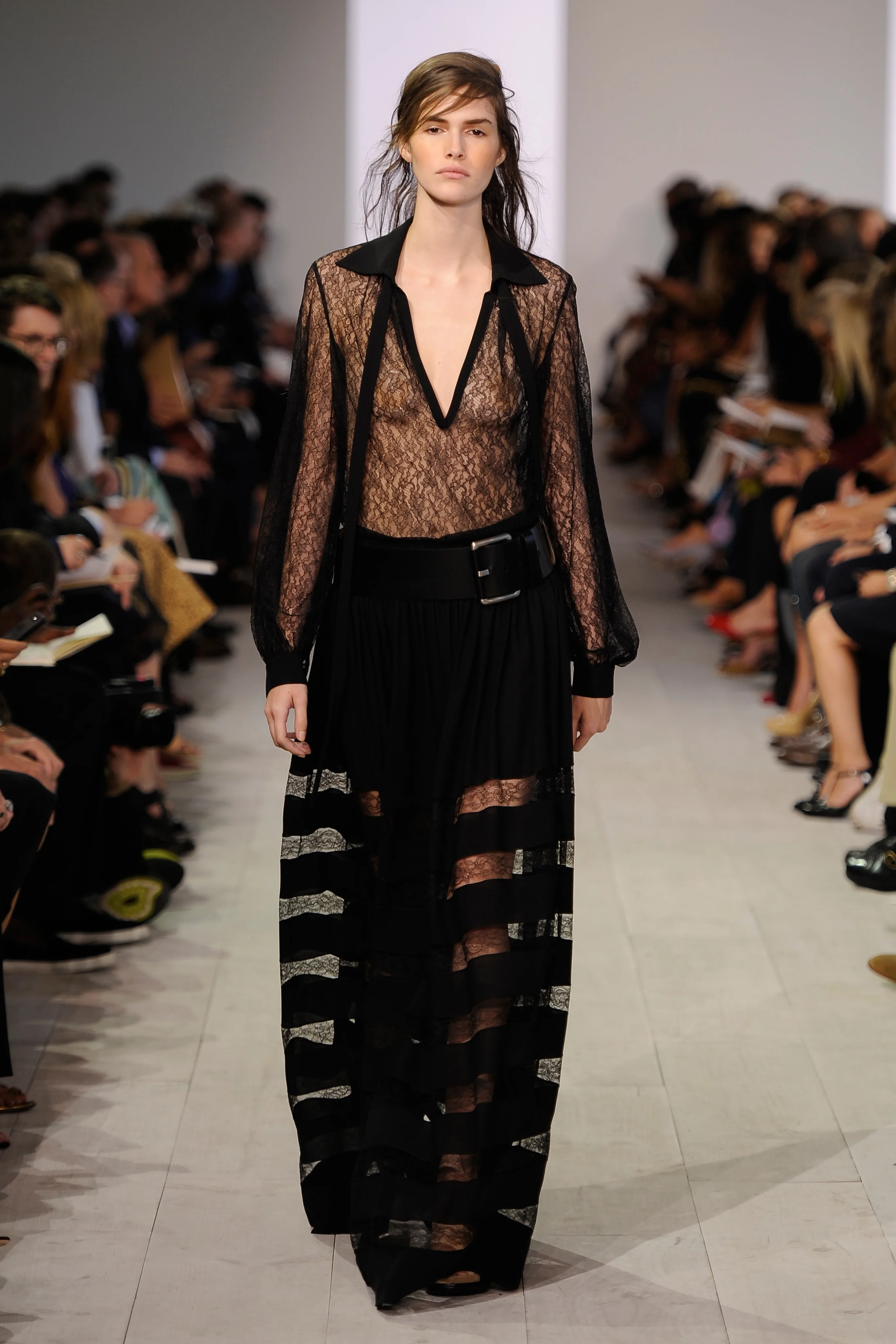 MK_SP16_RNWY_FV_A_LOOKS_55