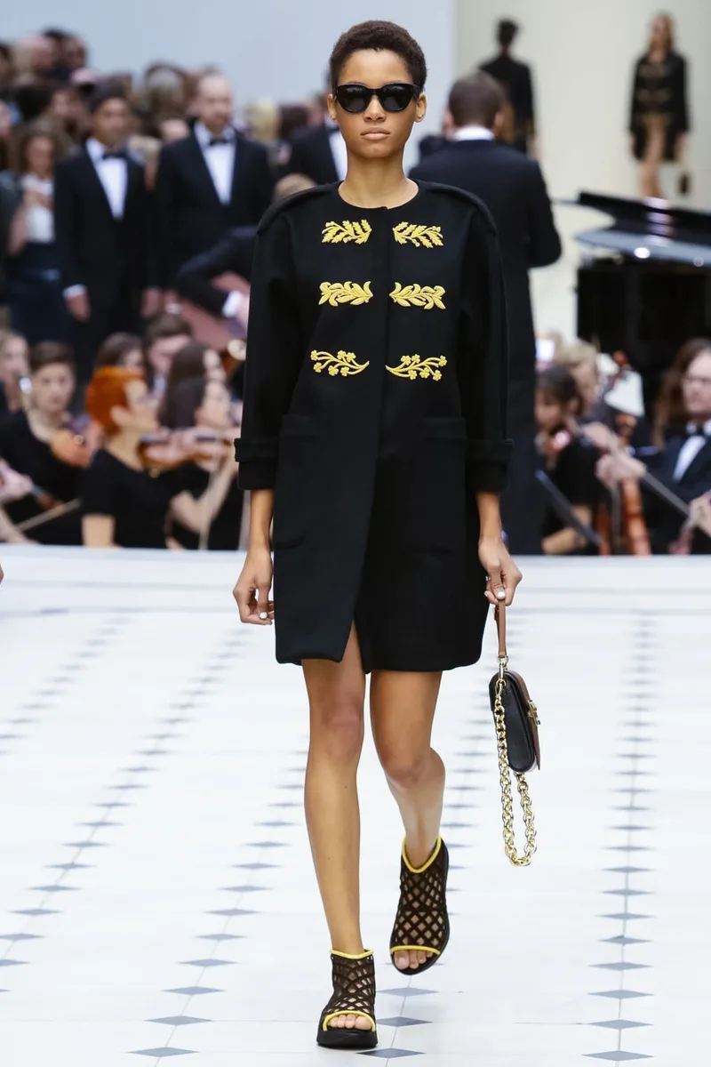 Burberry Prorsum Fashion Show, Ready to Wear Collection Spring Summer 2016 in London