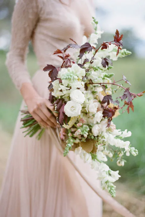 hbz-stylemepretty-fall-bouquets-09
