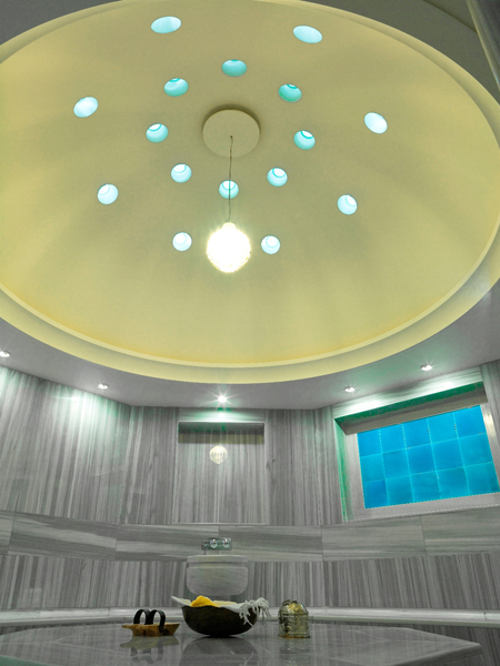 SONBAHARIN ROMANTİK ADRESİ:  SUMAHAN ON THE WATER