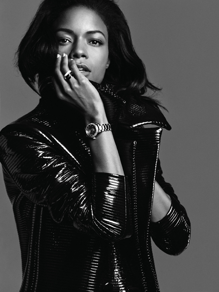 OMEGA, NAOMIE HARRIS İLE GÜÇLERİNİ BİRLEŞTİRİYOR