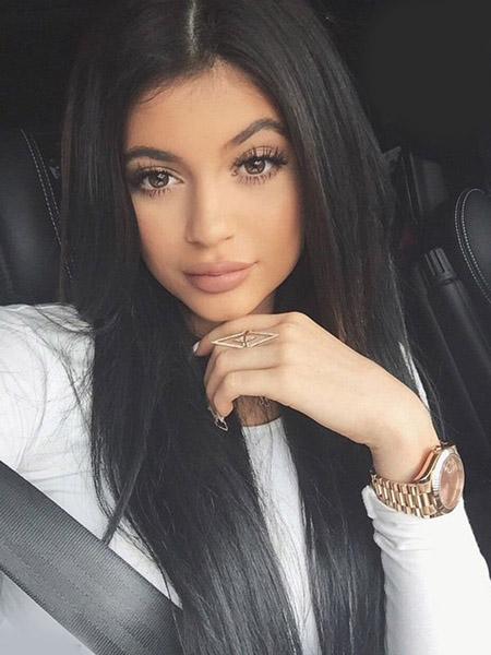 KYLIE JENNER’DAN ÖĞRENDİĞİMİZ 5 MAKYAJ HİLESİ