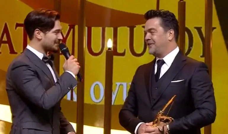 çağatay ulusoy en iyi erkek oyuncu