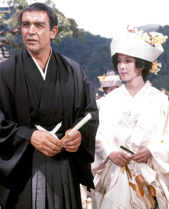 james bons kızları 544