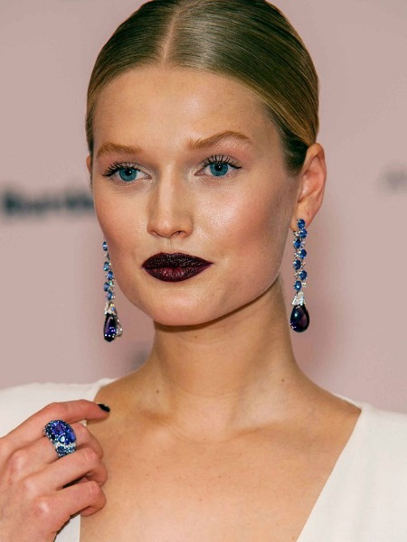 VAMP MAKYAJ YAPMANIN 17 YOLU