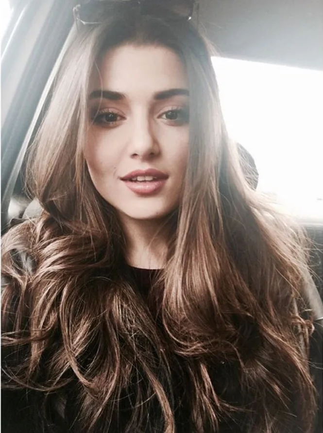 HANDE ERÇEL'İN INSTAGRAM'INI KARIŞTIRDIK