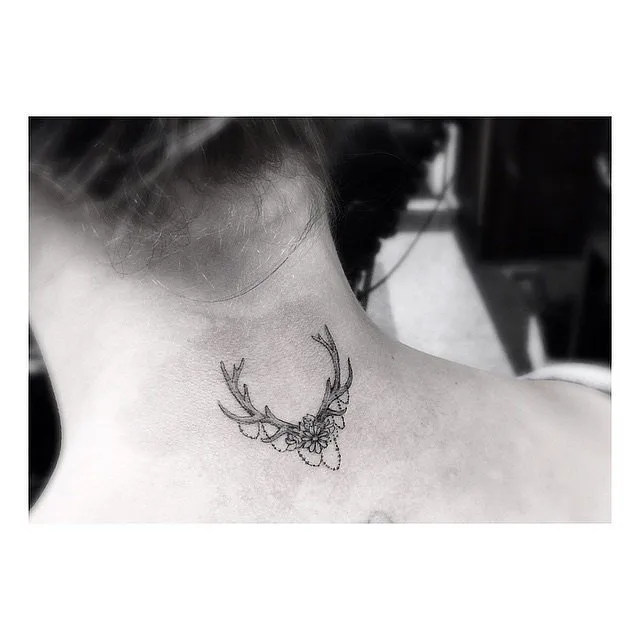 EN SEKSİ 25 KÜÇÜK ENSE DÖVMESİ (11)