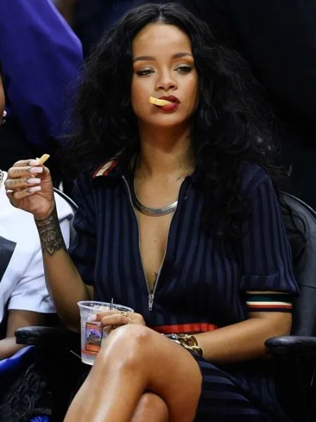 SEKS HAYATINIZI ATEŞLEYECEK YİYECEKLER