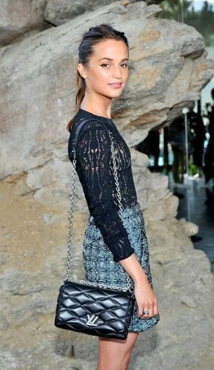 SOKAK STİLLERİYLE YILIN İLHAM VEREN ünlüleri kendal