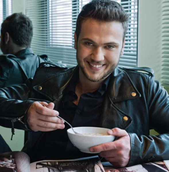 aras bulut iynemli ekranın yakışıklıları