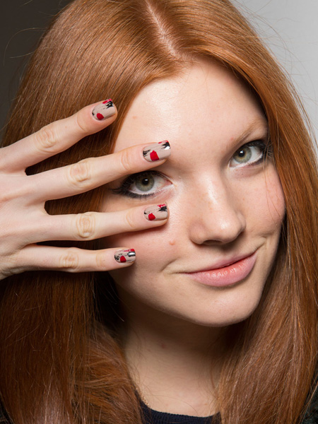 OJELERİNİZ ZEHİR SAÇIYOR OLABİLİR!