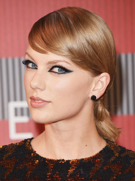 BURCUNUZA GÖRE UYGULAMANIZ GEREKEN GÖZ MAKYAJLARI