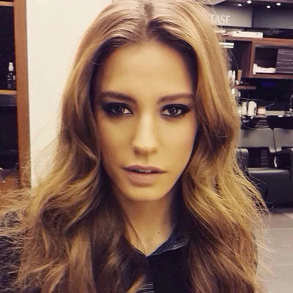 ÜNLÜ İSİMLERİ 2016 YILINDA NELER BEKLİYOR (1)