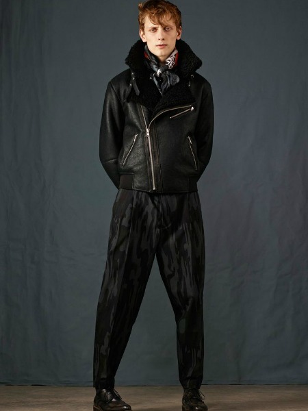 ALEXANDER MCQUEEN 2016 SONBAHAR/ KIŞ DEFİLESİ