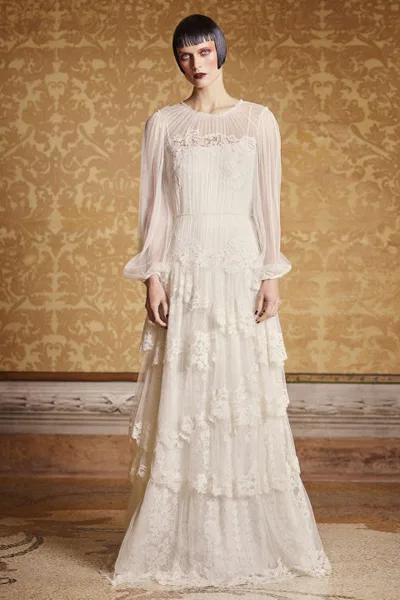 MODA HAFTASI'NDAN BAHAR 2016 İÇİN GELİNLİK TRENDLERİ (1)