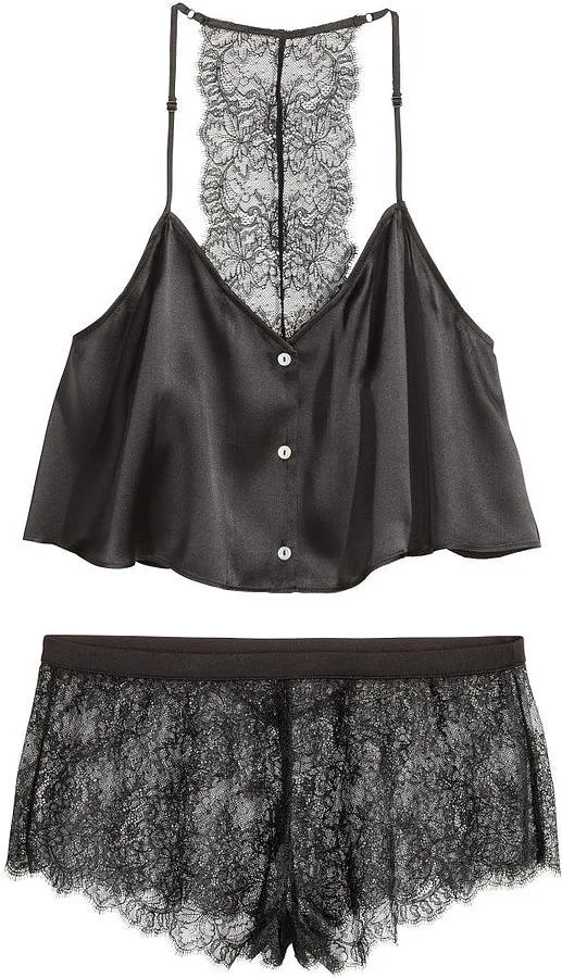 SEVGİLİLER GÜNÜ'NÜ EVDE GEÇİRECEKLER İÇİN 18 SEKSİ PARÇA (8)