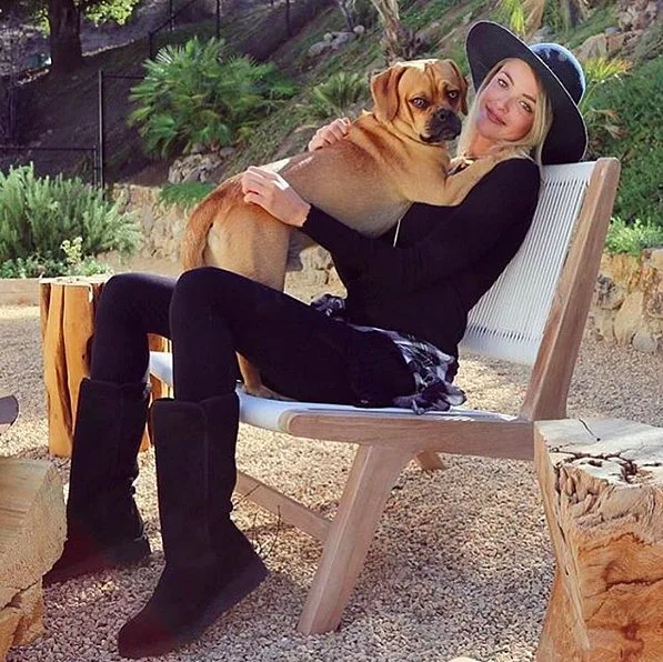 UGG BOTLARLA DA ŞIK GÖRÜNMENİN 19 YOLU (17)