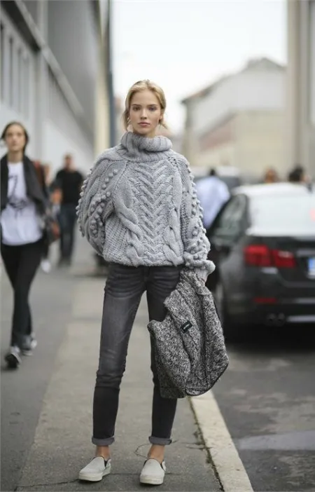 boğazlı kazak ile en şık kombinler 5