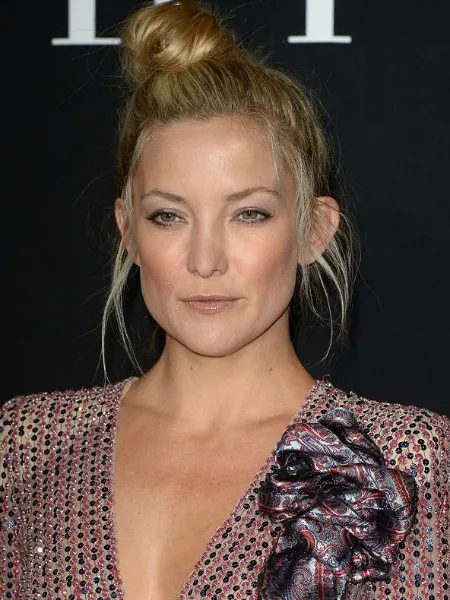 ünlülerin nude rujları few