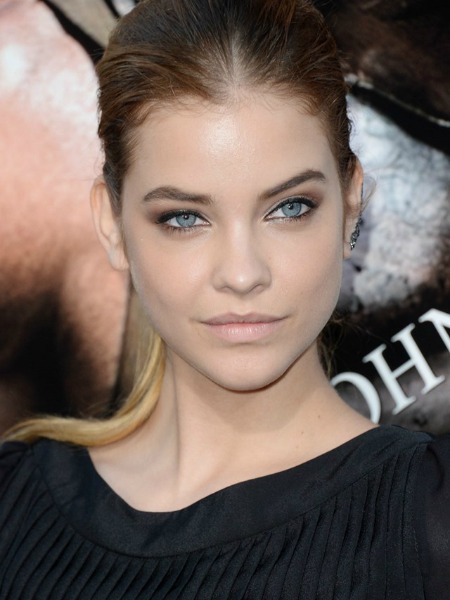 ğünlülerin nude rujları