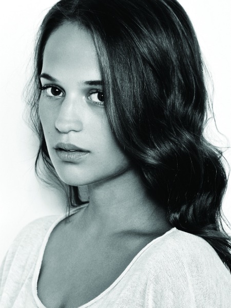 ALICIA VIKANDER HAKKINDA BİLİNMEYENLER
