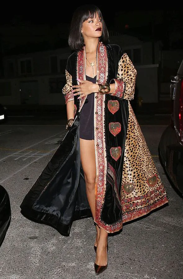 BOHEM VE SEKSİ KIZLAR İÇİN KİMONO GİYMENİN 9 YOLU (1)