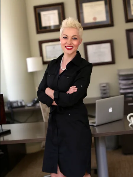 DOÇ.DR.BURCU SUE KAFALI 1