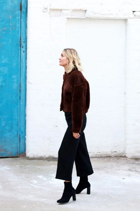 KIŞ AYLARINDAN BAHAR STİLİNE GEÇMENİZİ SAĞLAYACAK 10 KOMBİN (4)