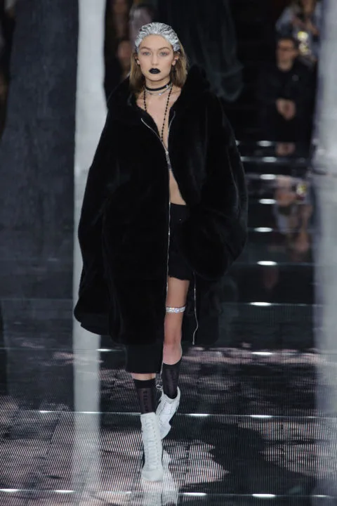 RIHANNA FENTY X PUMA KOLEKSİYONUNU TANITTI (22)