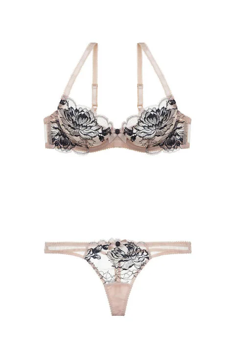 SEVGİLİLER GÜNÜ İÇİN BAŞTAN ÇIKARICI 15 İÇ ÇAMAŞIRI (1)