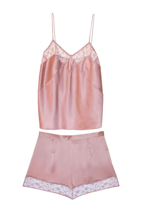 SEVGİLİLER GÜNÜ İÇİN BAŞTAN ÇIKARICI 15 İÇ ÇAMAŞIRI (5)