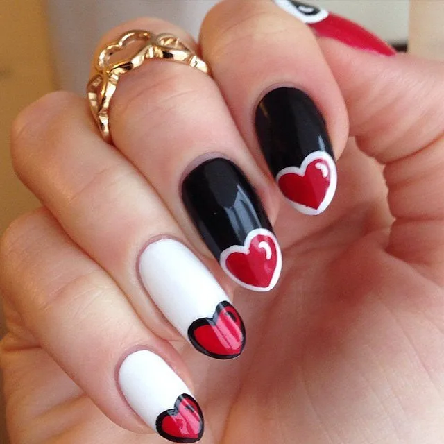 SEVGİLİLER GÜNÜ İÇİN ROMANTİK VE SEKSİ 15 NAIL ART MODELİ (12)