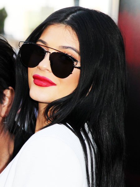 4 ADIMDA KYLIE JENNER’IN DUDAKLARINA SAHİP OLUN