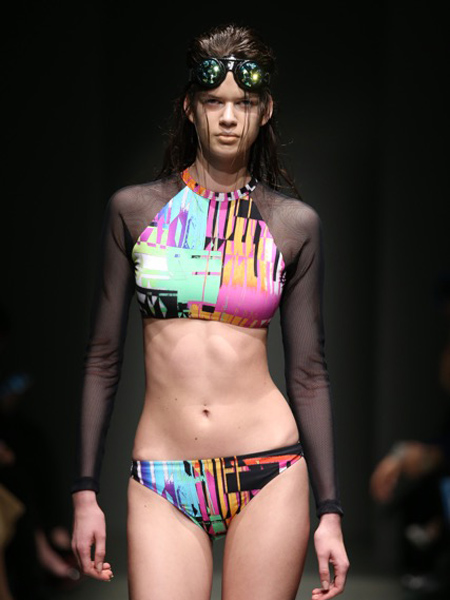 MERCEDES-BENZ FASHION WEEK İSTANBUL’DA CİHAN NACAR BEACHWEAR İLE POPCORE KOLEKSİYONUNU KEŞFEDİN!