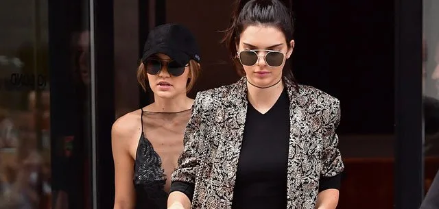 BLAZER CEKET GİYMENİN 9 YOLU