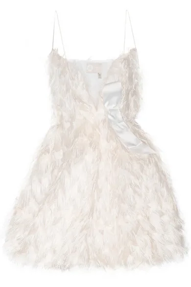 GECENİN EN ŞIKI OLMANIZI SAĞLAYACAK 10 MEZUNİYET ELBİSESİ (2)