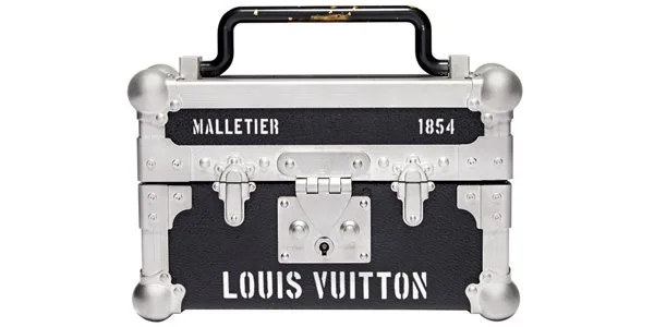 BAHAR İÇİN EN ŞIK 10 METALİK AKSESUAR (1)