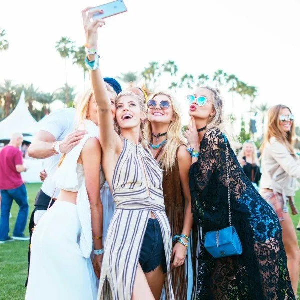 COACHELLA 2016'DAN EN İYİ GÖRÜNÜMLER (5)