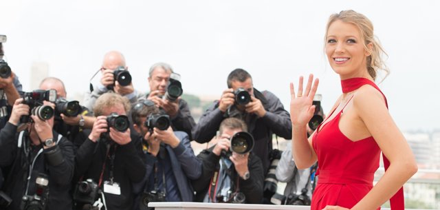 CANNES KIRMIZI HALISINDAN GÜNDELİK YAŞAMINIZA UYARLAYABİLECEĞİNİZ GÜZELLİK GÖRÜNÜMLERİ