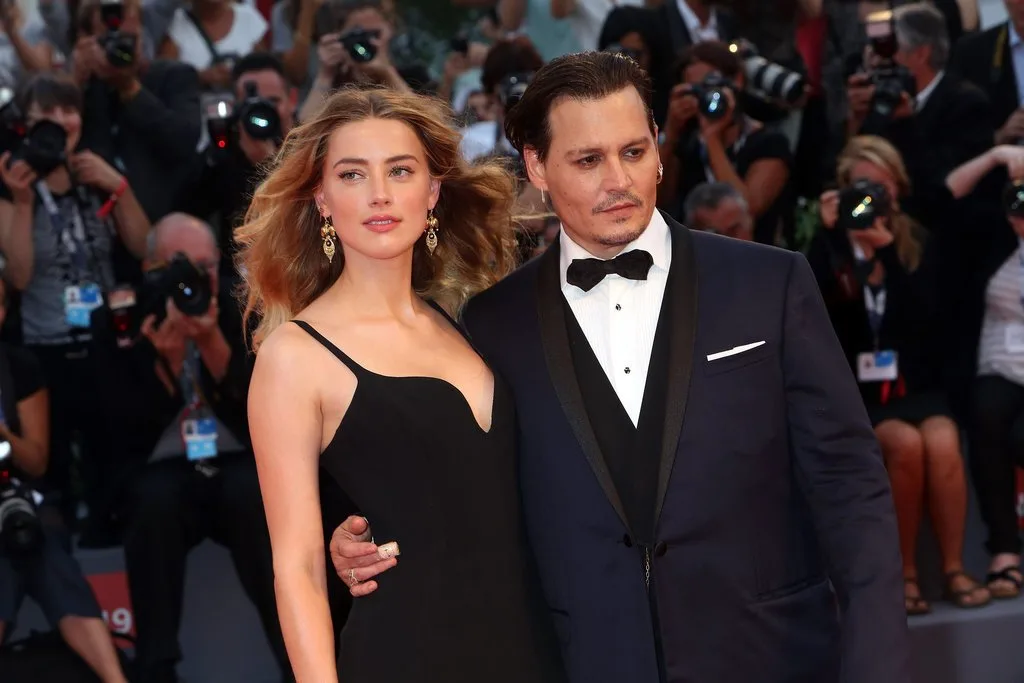 JOHNNY DEPP VE AMBER HEARD BOŞANIYOR! (2)