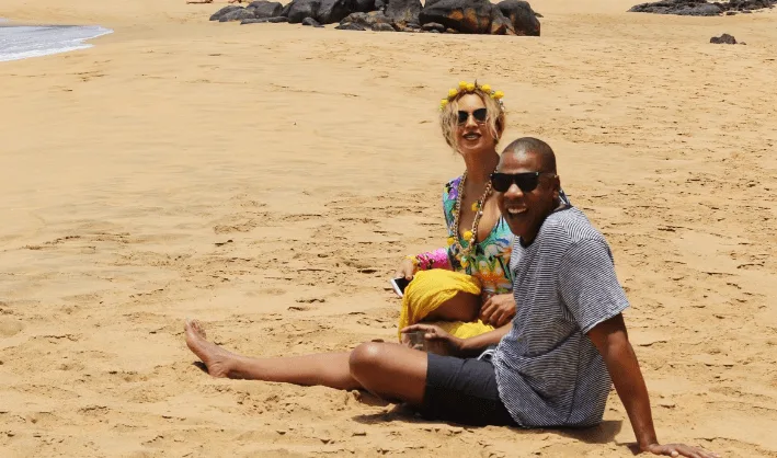 BEYONCE'NİN ROMANTİK TATİLİNDEN ÇOK ÖZEL KARELER (3)