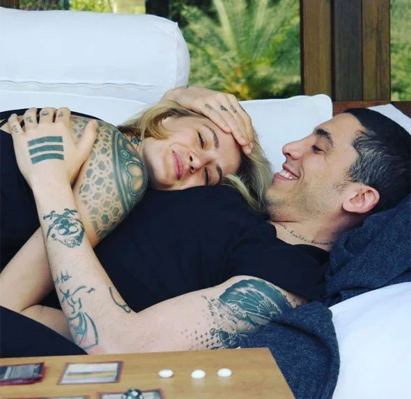 BU YIL AYRILIK HABERİYLE ŞOK EDEN YILDIZLAR (1)