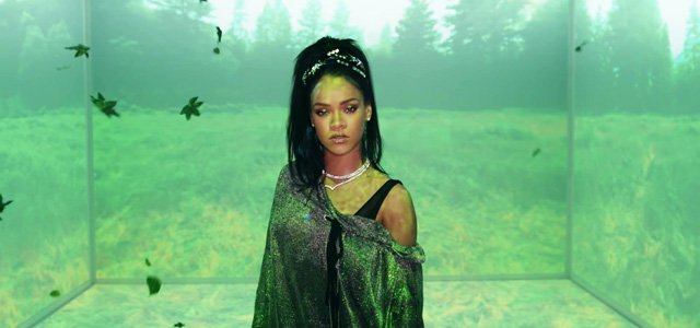 SICAKLARA KATLANMANIZI KOLAYLAŞTIRACAK BU YAZIN EN HİT 10 ŞARKISI