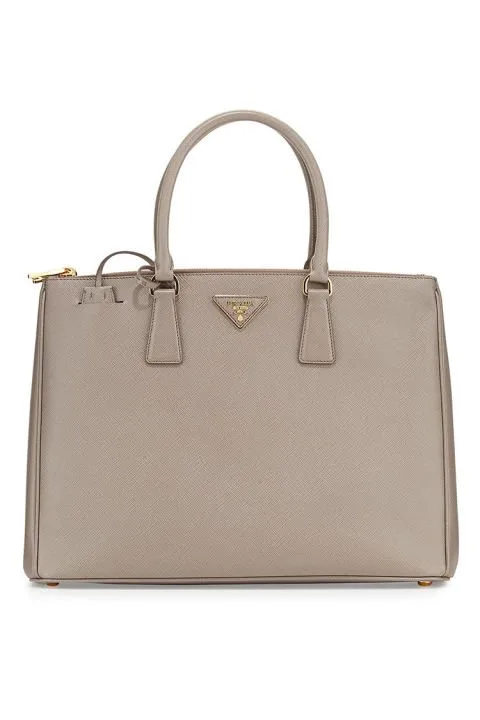 TAYLOR SWIFT'IN STİLİNİ YAKALAMAK İÇİN EDİNMENİZ GEREKEN 10 PARÇA (1)