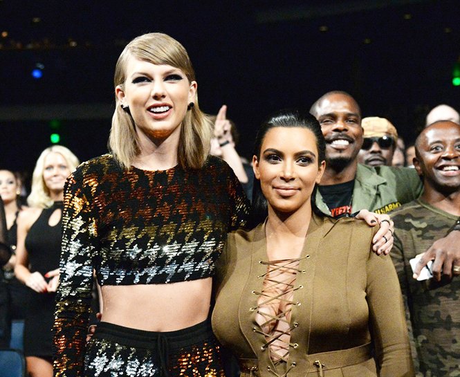 KIM KARDASHIAN VE TAYLOR SWIFT ARASINDAKİ KAVGA KIZIŞIYOR