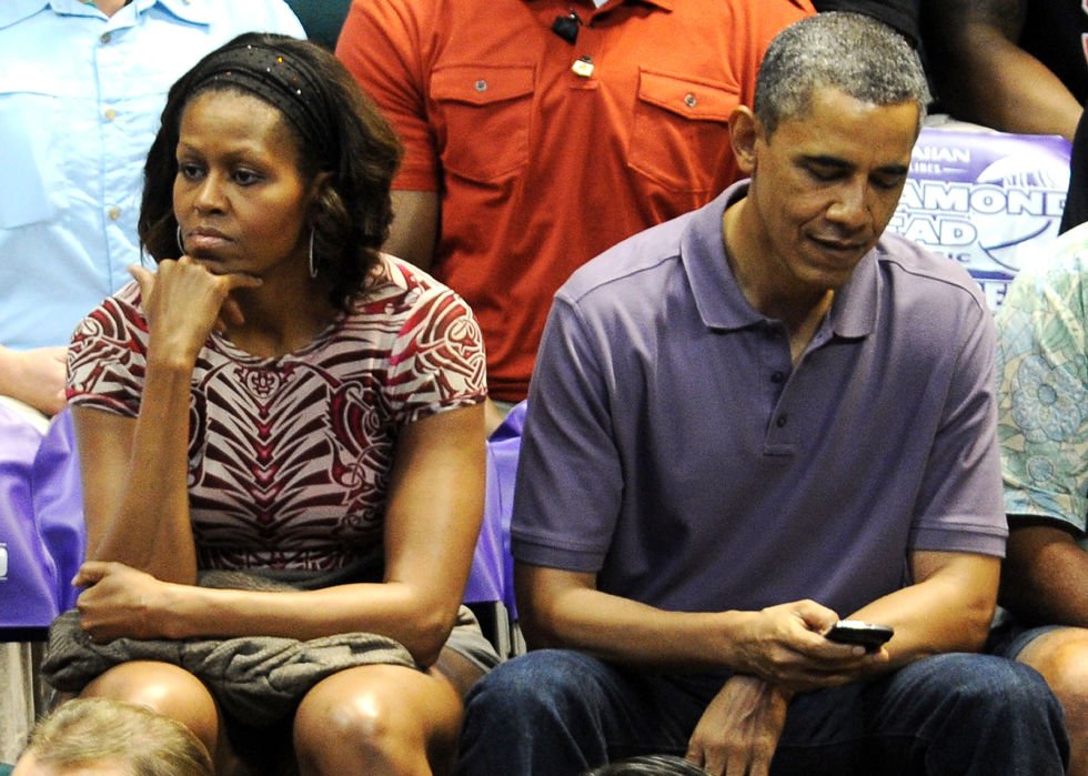 ÜNLÜ ÇİFTLERİN KAMERALARA YANSIYAN EN GARİP ANLARI (8)