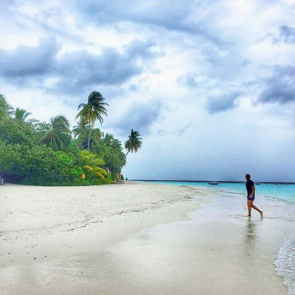 ÜNLÜ İSİMLERİN TATİLLERİNDEN RÜYA GİBİ KARELER (1)