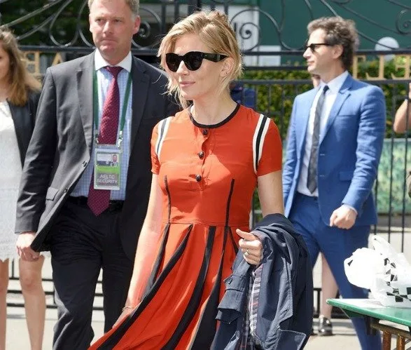 ünlülerin güneş gözlüğü modelleri 33