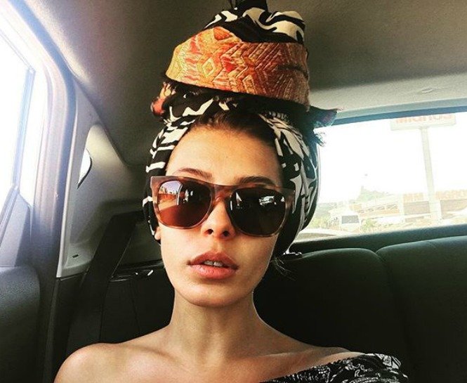 SELİN ŞEKERCİ’NİN FAVORİMİZ OLAN GÜNEŞ GÖZLÜKLERİ